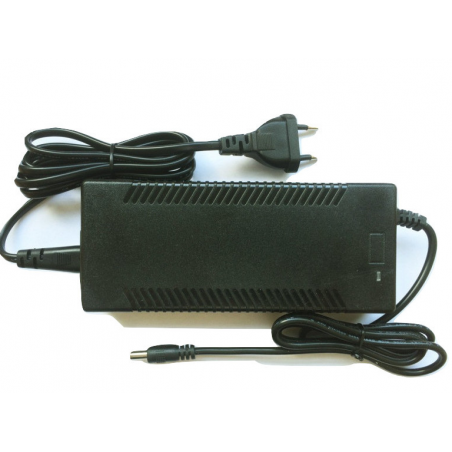 Chargeur pour trottinette E-TWOW (33V )BOOSTER PLUS embout 8mm (gros)